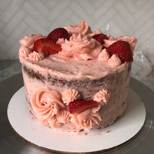 6” round strawberry cake