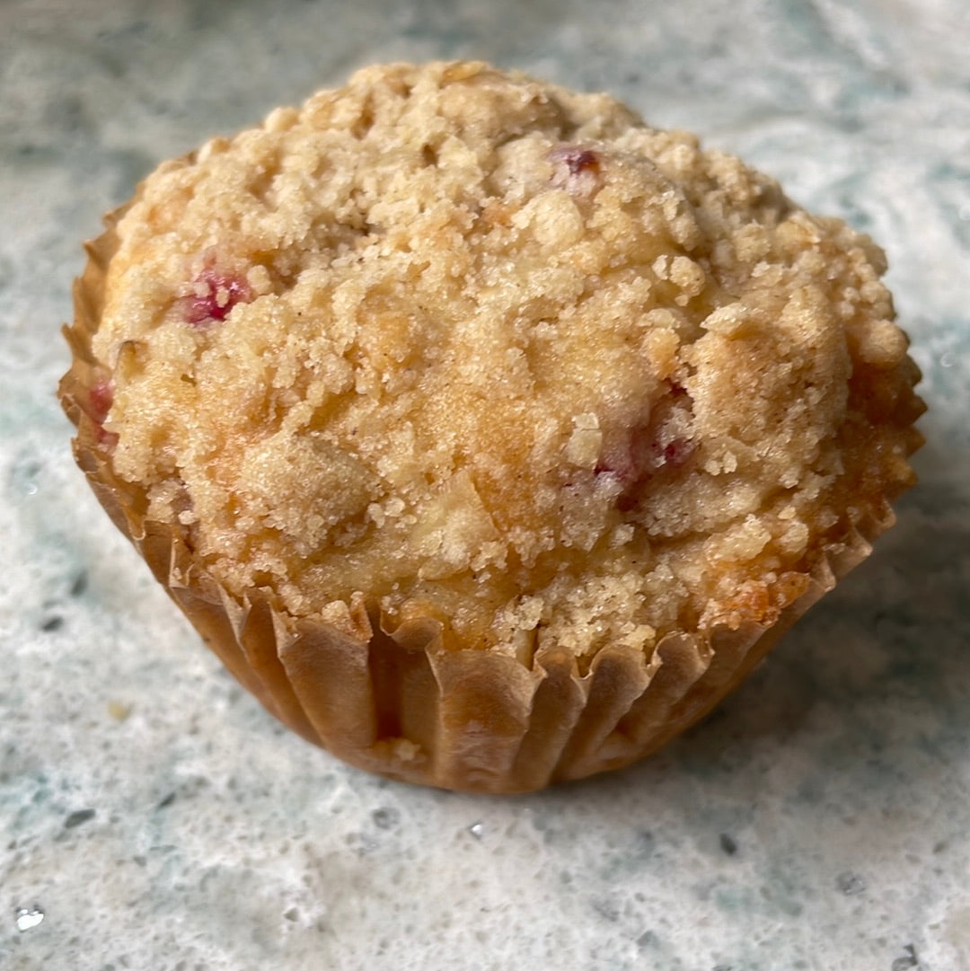 DF Blackberry Muffin w Streusel